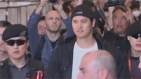 大谷翔平晉升新手奶爸！ 喜曬愛女「腳丫照」