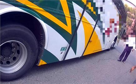 南華大學外包客運倒車事故　女大生下半身遭輾傷勢重