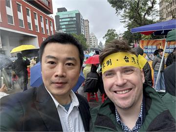 快新聞／廖先翔稱「白匏湖社宅」買不到鹹酥雞刪預算　在地議員反嗆：想吃我買給你