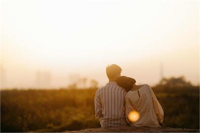 小孟老師運勢／巨蟹座「單身遇桃花」！「2星座」偏財意外獲利、股票小賺