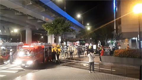 台北地下街停車場　配電盤起火冒大量黑煙