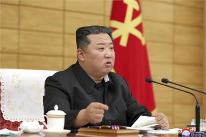 快新聞／北朝鮮時隔2天再度增逾10萬例「發燒」　另新增1死