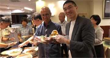 台日期間限定新航線開航　謝國樑與宮古島市長相見歡
