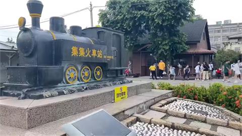年代感十足！中國人妻初訪集集火車站　見台鐵列車喊：想起《意難忘》