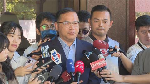 快新聞／黃國昌慘了？疑養狗仔跟拍挨告　王義川霸氣嗆：他打官司好像沒贏過