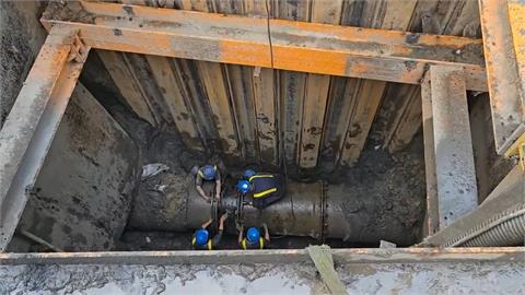 淡北道路施工挖破管6萬戶停水　3天僅恢復8成惹民怨