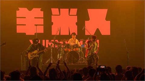２０２５青春音樂展演熱鬧登場　陳其邁化身樂迷舞動身體