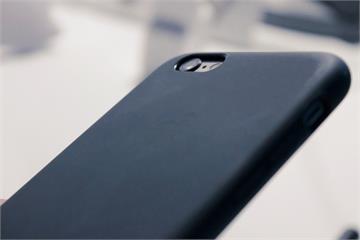 噁爛警手機伸人妻裙底偷拍！警方到場發現是自己人尷尬