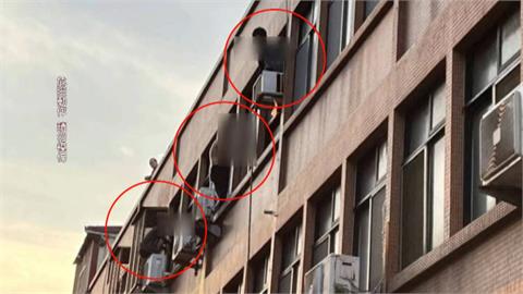 不要命？8非法移工民宅躲避查緝　3人跳窗當「蜘蛛人」躲避