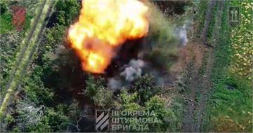 烏軍用無人機逼降俄軍成軍事首例　無傷奪回陣地畫面曝光