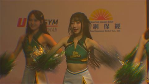 台鋼雄鷹啦啦隊成軍一週年！　高流見面會與粉絲同樂