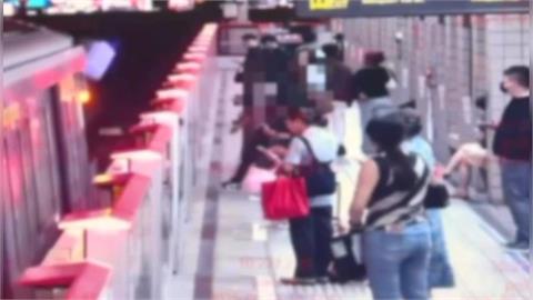 快新聞／太誇張！外籍旅客吵架竟「把行李箱丟入北捷軌道」　捷運紅線一度停駛