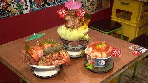 天使紅蝦、干貝、鮭魚加好加滿　超浮誇海鮮丼用料滿出碗外