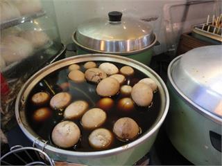 電鍋外鍋「要用飲用水還自來水？」　網友吵翻！內行曝真相