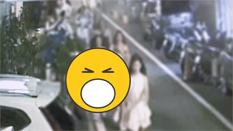 桃園10名清涼正妹「街頭狂奔」bra猛下滑！逃跑真相曝光…警察全數帶回