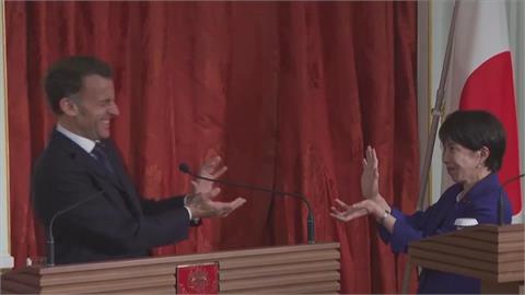 馬克宏是動漫迷！　與高市早苗會談　一起做七龍珠「龜派氣功」手勢