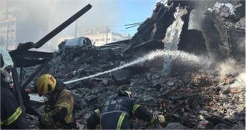 高雄塑膠工廠火海驚魂！濃煙直竄天際　消防戰鬥19小時終撲滅