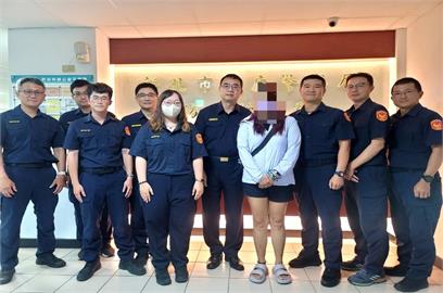 快新聞／尋人高手破沉案！無名男屍荒野18年　新北警助家屬圓夢認親