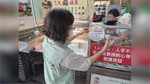 臺南商圈與市場用油無虞 1273家業者張貼市府安心標章