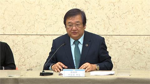 視察醫院急診挨轟作秀　邱泰源：是為醫護打氣