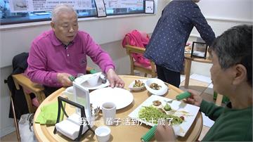 高齡美食照吃營養不失 國健署發表教戰手冊