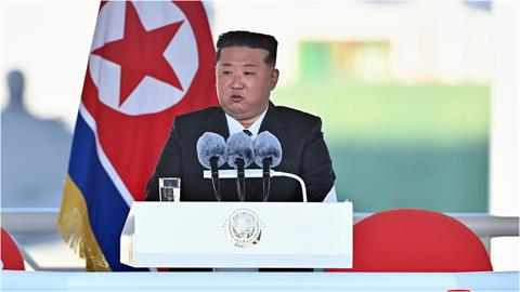 金正恩又傳死訊釣出官方…愛女暴風抽高「緊衣勒出蠻腰」超模身形網震撼