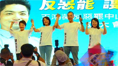 憂遭批「無心市政」盧秀燕不選藍黨魁？傳非朱勢力拱郝龍斌