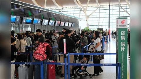 中共喊話公民「別去日本」失效 中國民眾湧上海機場飛大阪:對政治沒興趣!