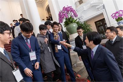 快新聞／接見奧林匹亞得主　賴總統：盼學生未來帶領台灣更上層樓