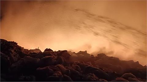 快新聞／又遭祝融！台南垃圾場暗夜大火　消防局澄清：非風災廢棄物堆置場