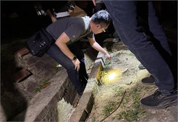 毒販躲查緝毒品埋公園　Line傳「藏寶圖」要買家尋寶