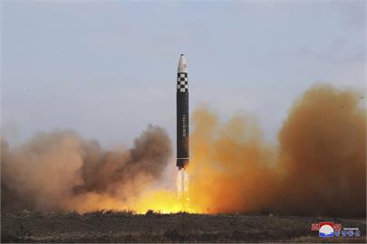 快新聞／北朝鮮今又射2枚飛彈　南韓推測：恐是固態燃料引擎新型飛彈
