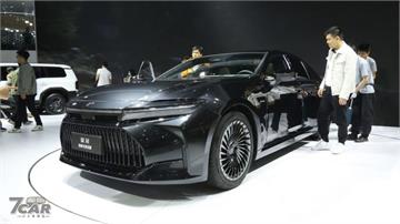 2023 廣州車展：Toyota Crown Sedan 實拍