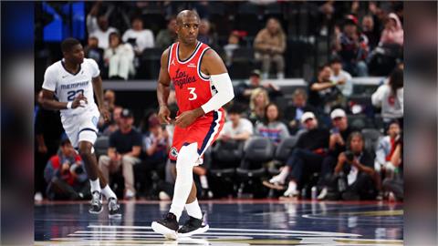 NBA(影)／和快艇八字不合似乎早有徵兆？傳保羅船長辦萬聖節派對僅3隊友賞光出席