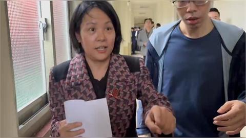 李貞秀遭抓包了！徐春鶯爆她接班「民進黨炸一波」　尷尬回應全被拍
