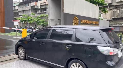 快新聞／畫面曝光！黑金專組檢察官領軍查幽靈連署　帶回藍新北市黨部書記長、書記