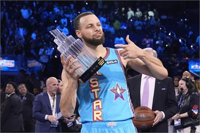 NBA(影)／柯瑞端招牌Logo shot獲MVP　明星賽「一插曲」比賽險失焦