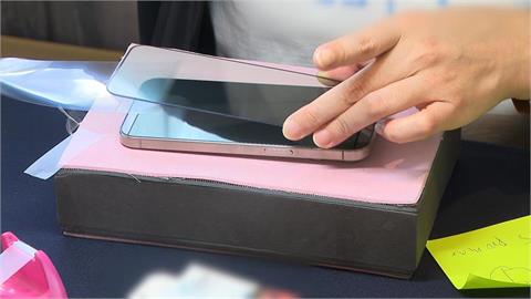 iPhone 17新螢幕官方喊別貼膜　果粉炸鍋專家卻指1點喊：還是要貼