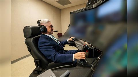 快新聞／想直接飛回台灣？MQ-9B無人機首批2架正式交機　徐斯儉親自操作