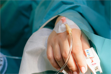 靈魂出竅是真的？瀕死大腦活動曝光　科學家驗證高頻「爆發」活躍90秒