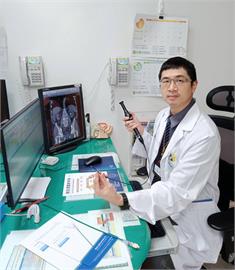 專利負壓導管軟輸手術 51歲男病情逆轉
