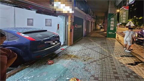 深夜試車釀暴衝　銀樓遭撞門面全毀　店家提告