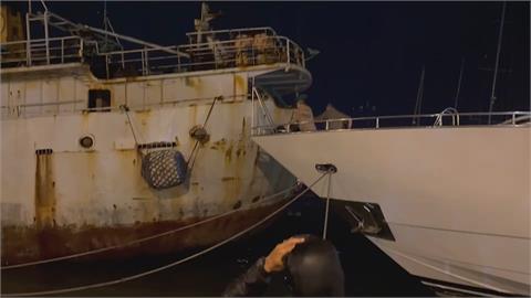 安平漁港遠洋漁船纜繩斷裂　擦撞遊艇、漁船估損失達上百萬