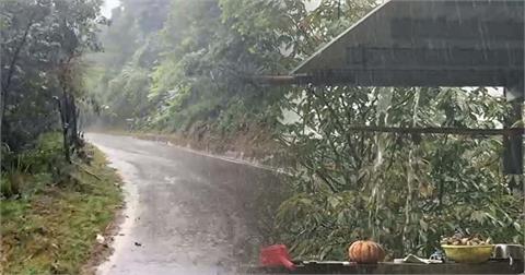 新竹五峰山區大雷雨猛炸　2858戶一度停電