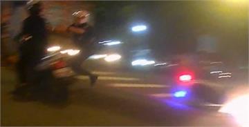 【有片】拒檢撞警逃逸又逆向闖紅燈　酒駕男下場慘了