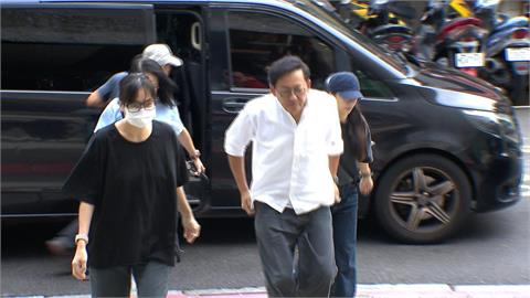 公司涉「驗資不實」首度開庭　詹姆士當庭認罪求緩刑