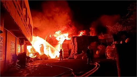 神岡鐵工廠大火釀一死兩傷　25歲小兒子疑拿東西衝回火場尋獲成焦屍