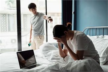 婚姻失和談離婚還未登記 人妻帶姦夫回家滾床被活逮