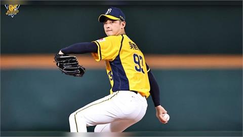 中職／昔經典賽「抗荷英雄」因傷所困！前中信兄弟王牌吳哲源宣布退休暫別職棒