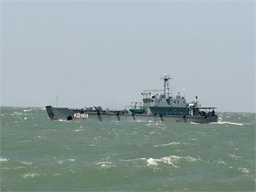 快新聞／中國陸軍補給船航經金門水域　海巡監控驅離